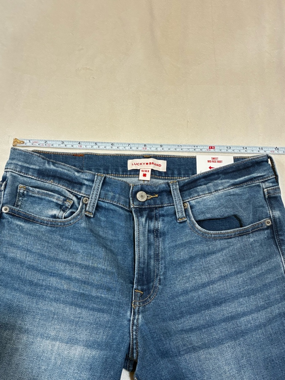 NWT Lucky Brand Sweet Mid Rise Bootcut Jeans Distressed 10/30 Women’s - Picture 4 of 9